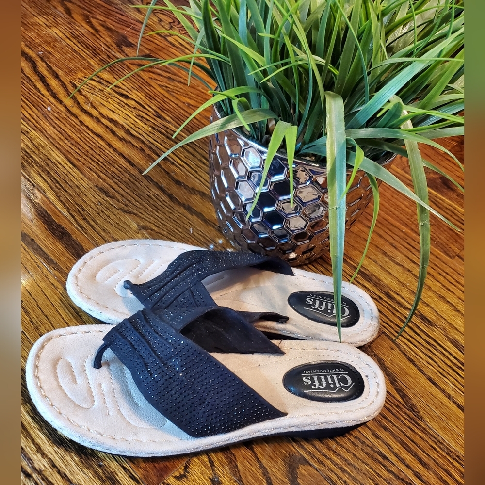 Cliffs By White Mountain Calvert Black  Sandal